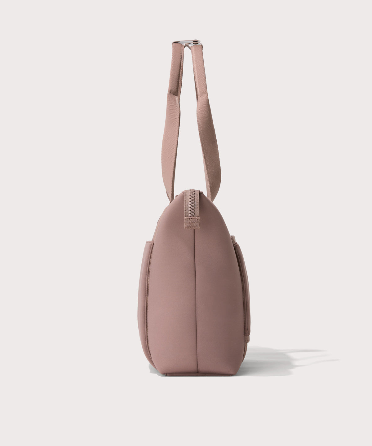 Noa Tote in Dune - Image 4