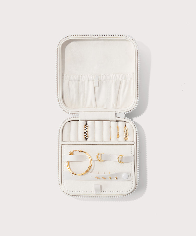 Frankie Jewelry Case in Moonbeam. Large - Image 2