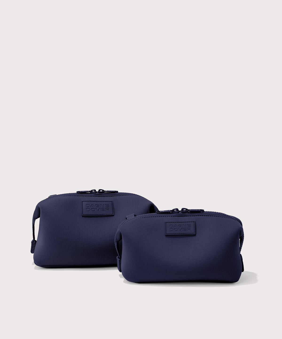 Hunter Toiletry Bag in Storm. Small - Image 4