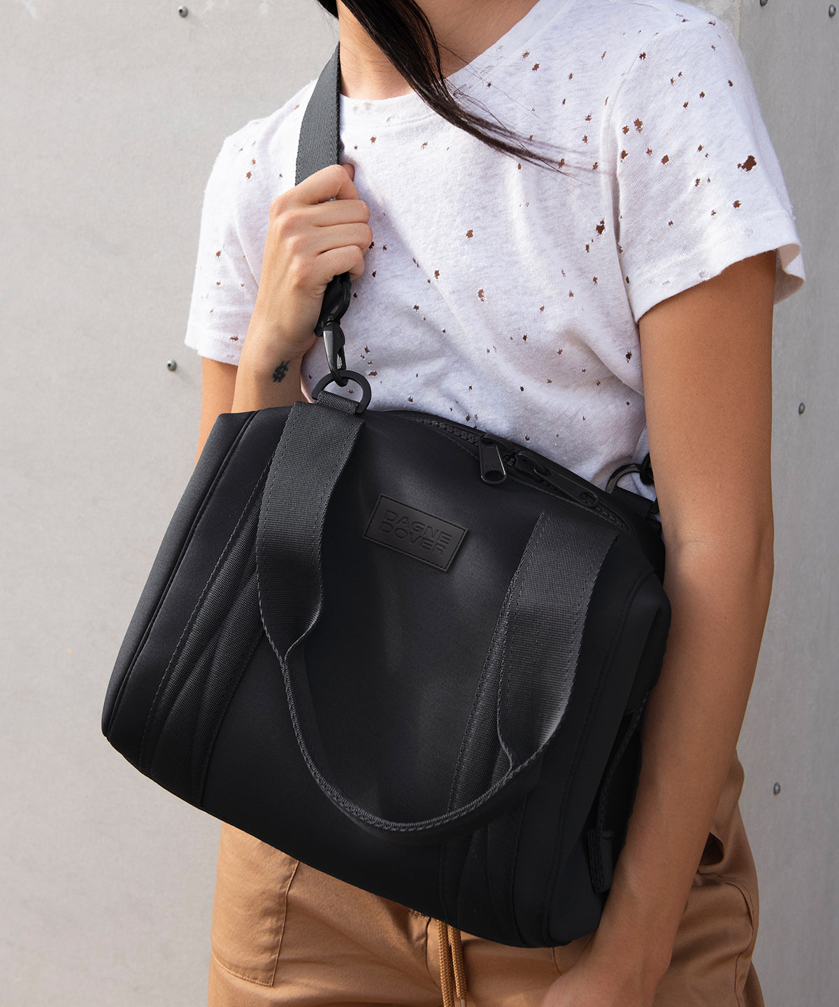 Landon Carryall in Dark Moss. Small - Image 7