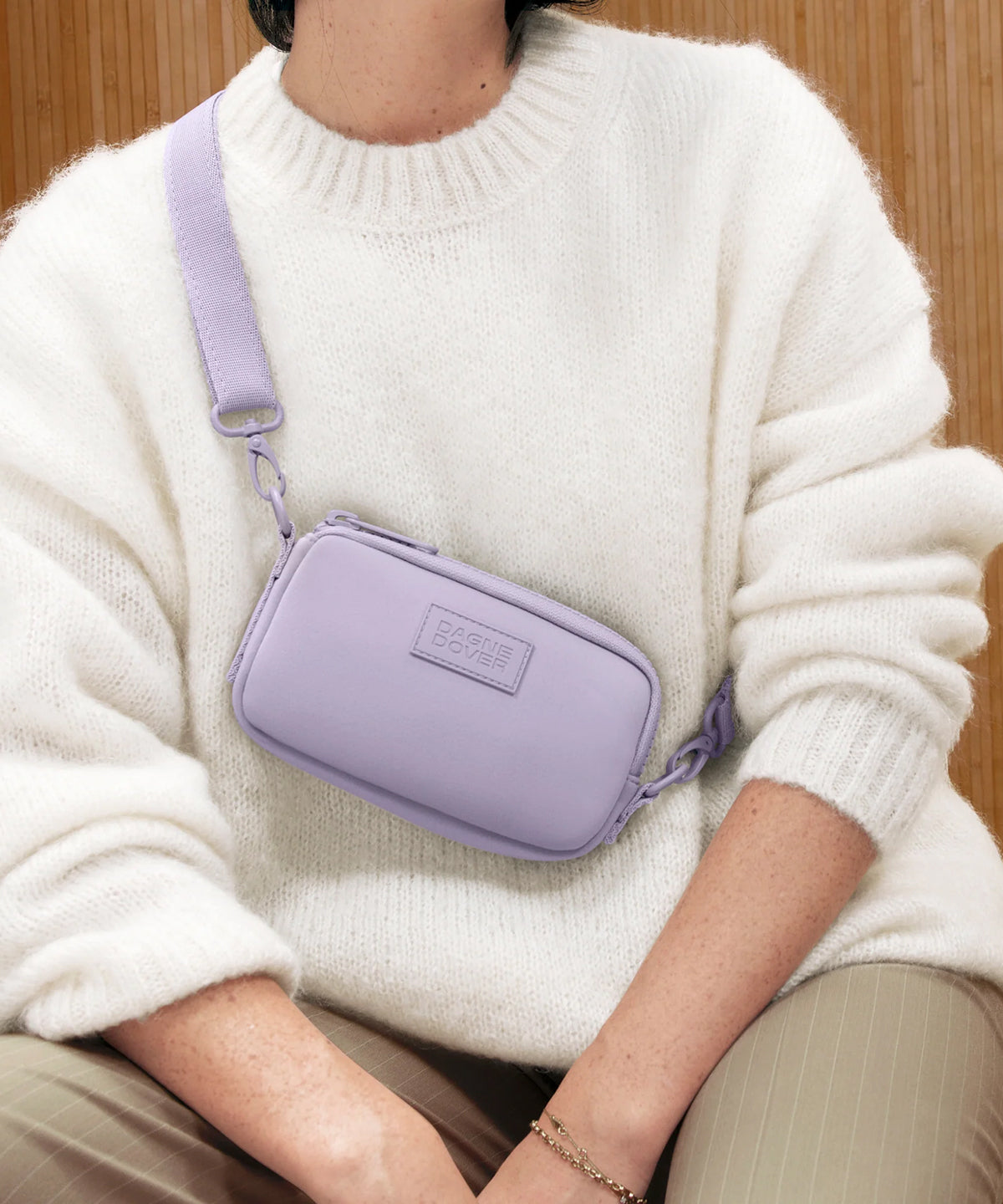 Mara Phone Sling in Dark Moss - Image 5