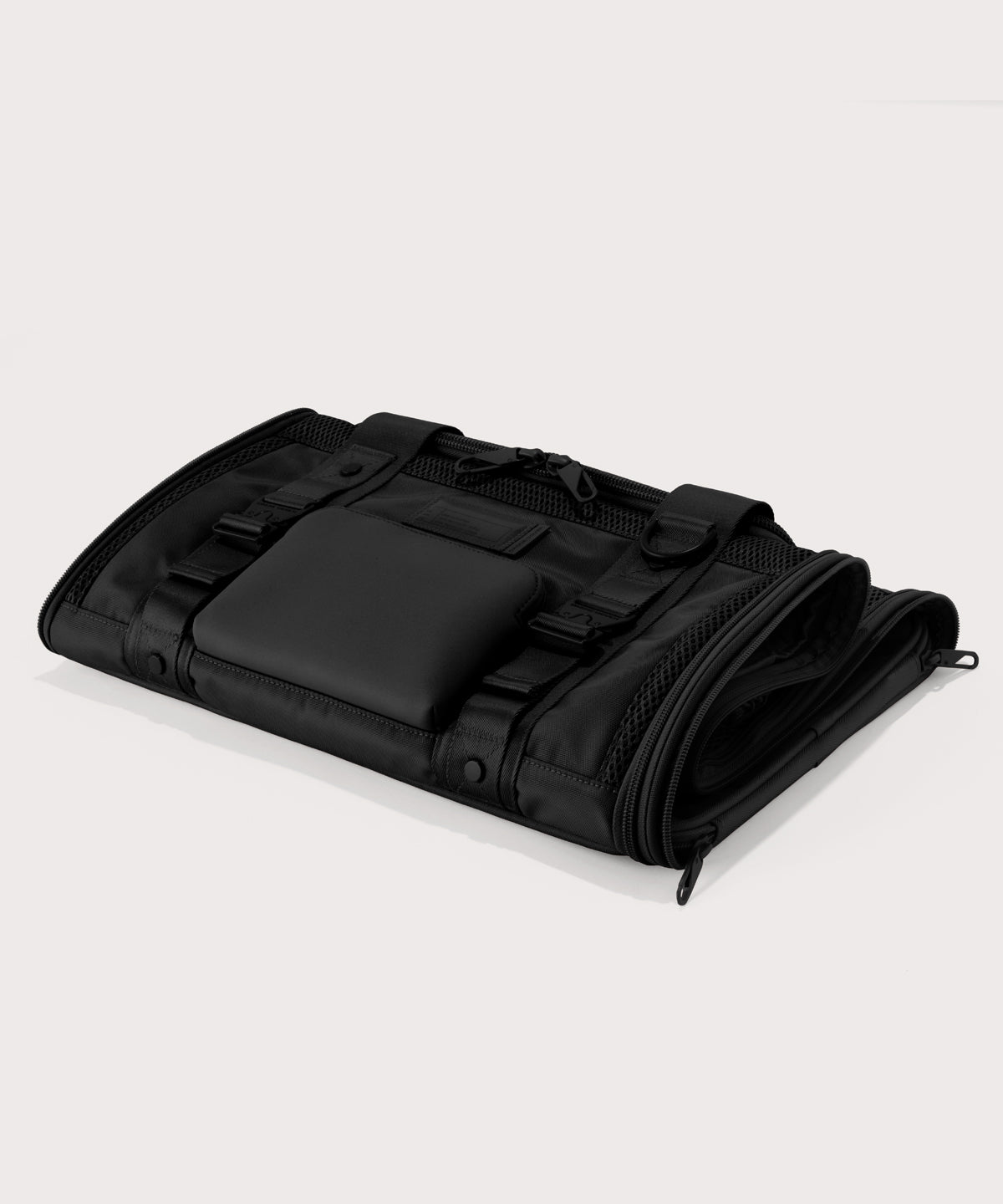 Kyoto Pet Carrier in Onyx. Large - Image 5