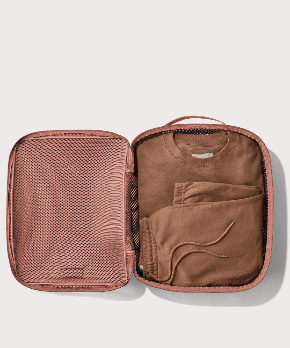 Roma Packing Cube in Warm Dust Air Mesh. Extra Large - Image 2