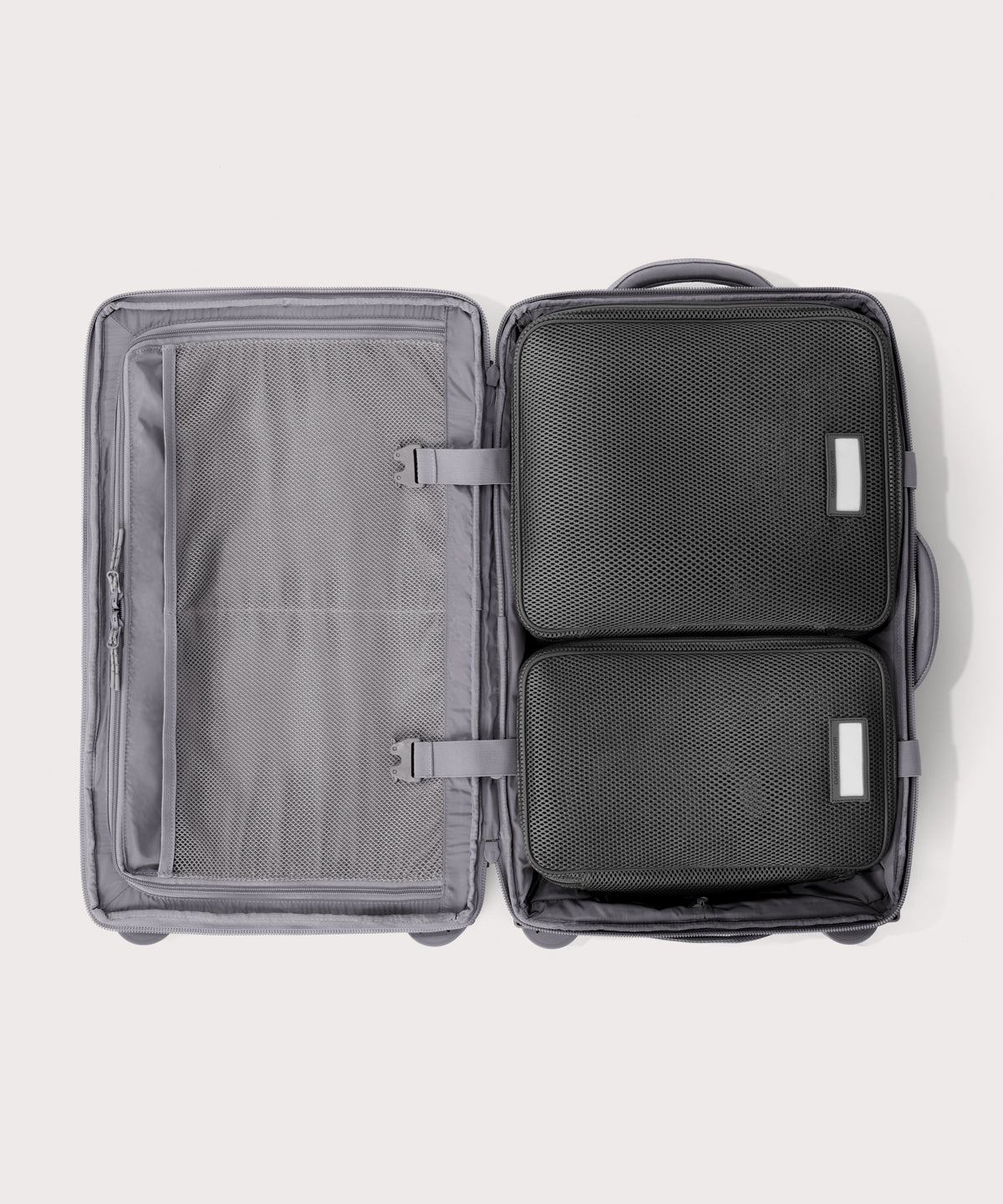 Seattle Carry-On Luggage in Ash. Larger - 23.5 inch - Image 2