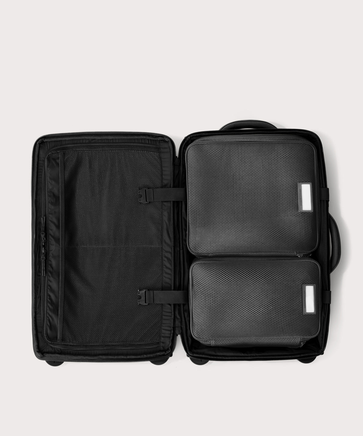 Roma Packing Cube in Carbon Air Mesh. Medium - Image 2