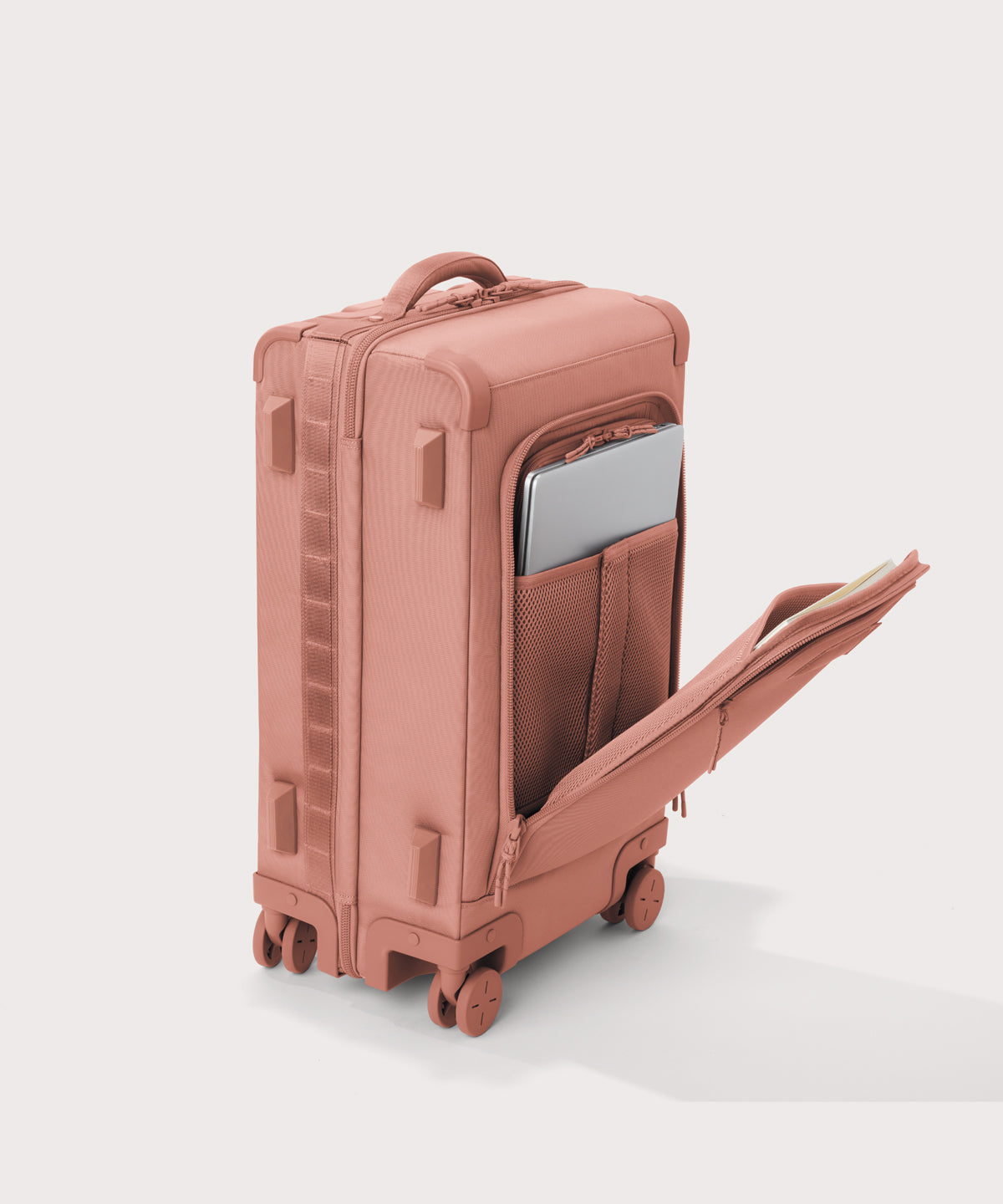 Seattle Carry-On Luggage in Warm Dust. Larger - 23.5 inch - Image 5