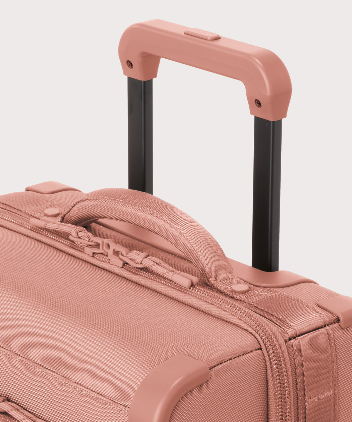 Seattle Carry-On Luggage in Warm Dust. Larger - 23.5 inch - Image 9