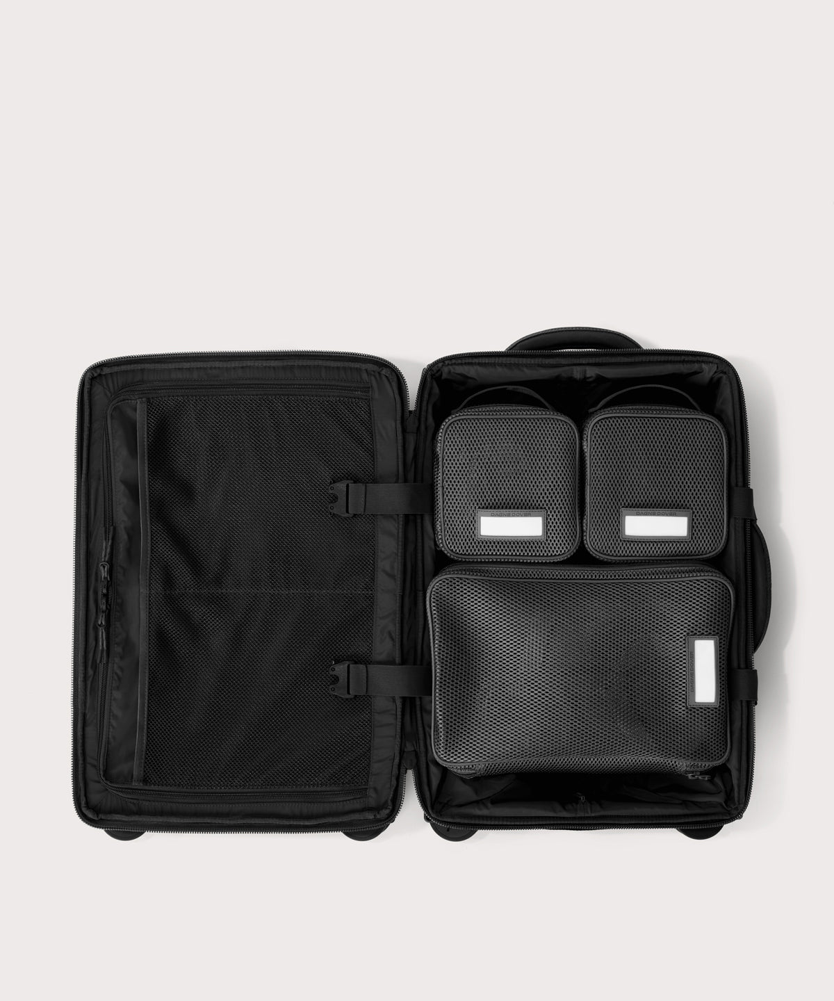 Roma Packing Cube in Carbon Air Mesh. Small - Image 4