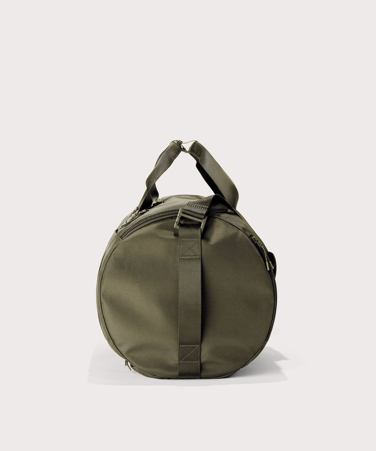 Denver Convertible Duffle in Dark Moss. Large - Image 7