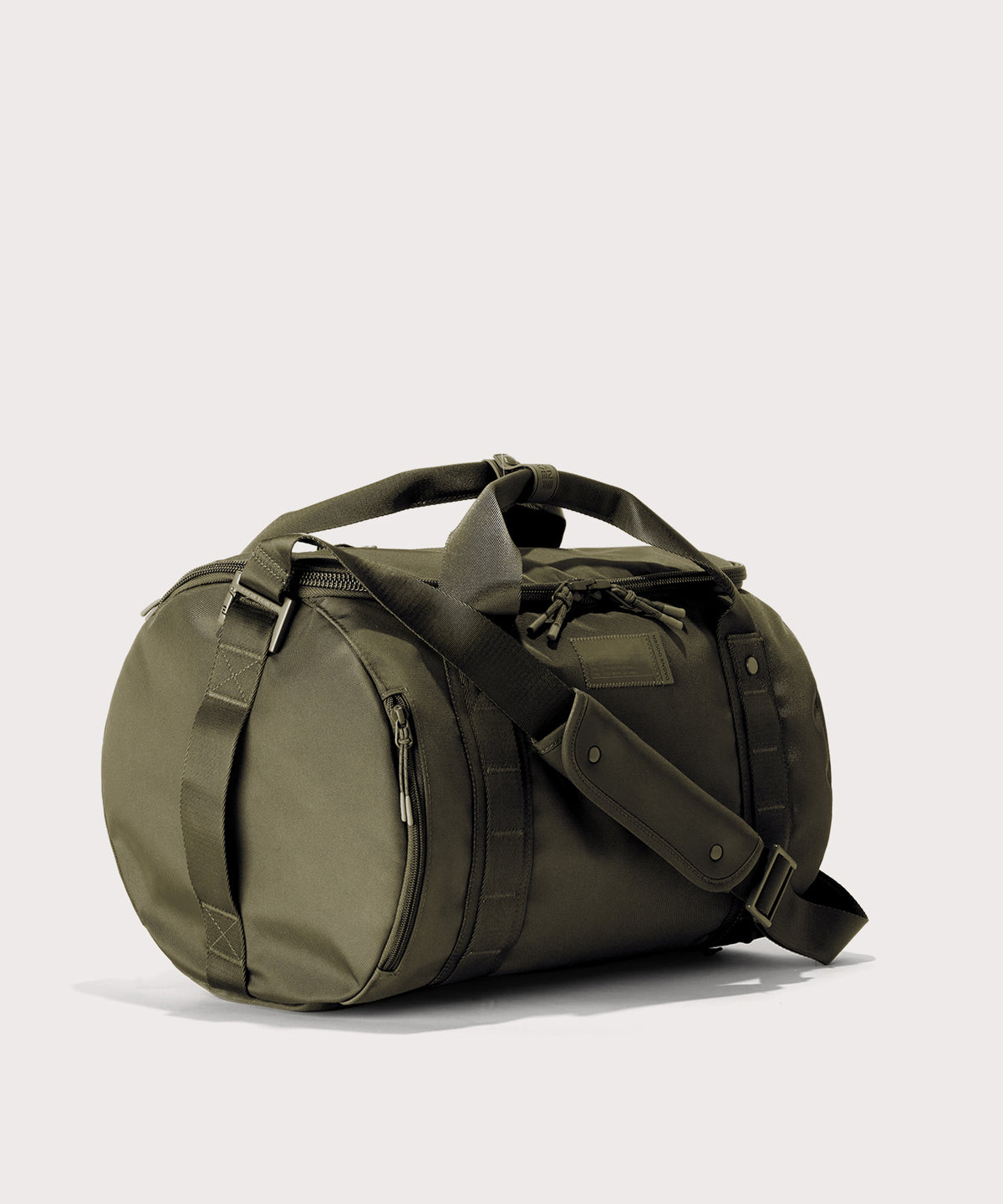 Denver Convertible Duffle in Dark Moss. Medium - Image 3